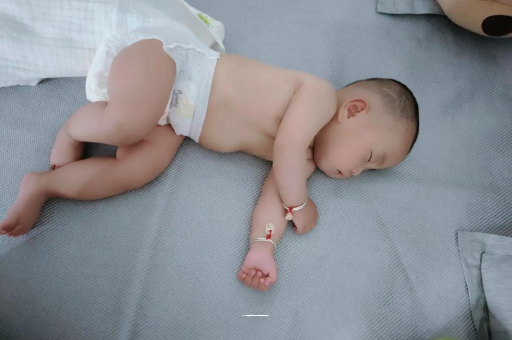垦利宝宝口水多怎么回事